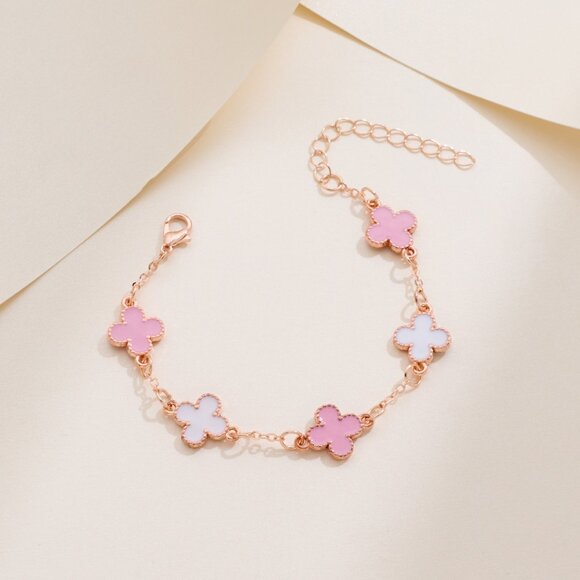Pink & White Four-Leaf Clover Bracelet – Lucky & Minimalist VCA-Style - Picture 2 of 3